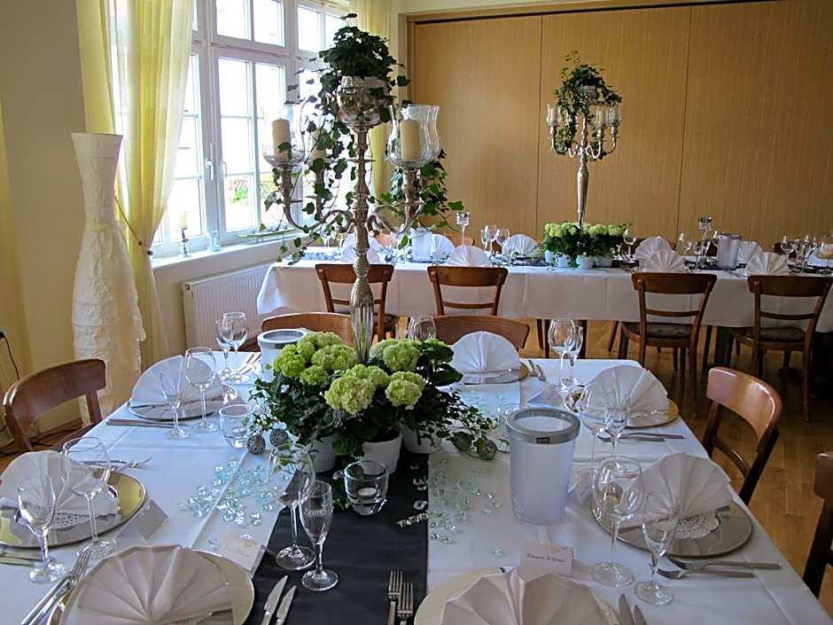 Burghotel Munzenberg