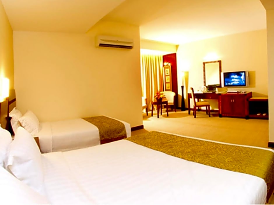 Celyn Hotel