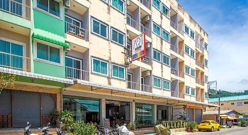 Art Mansion Patong Hotel