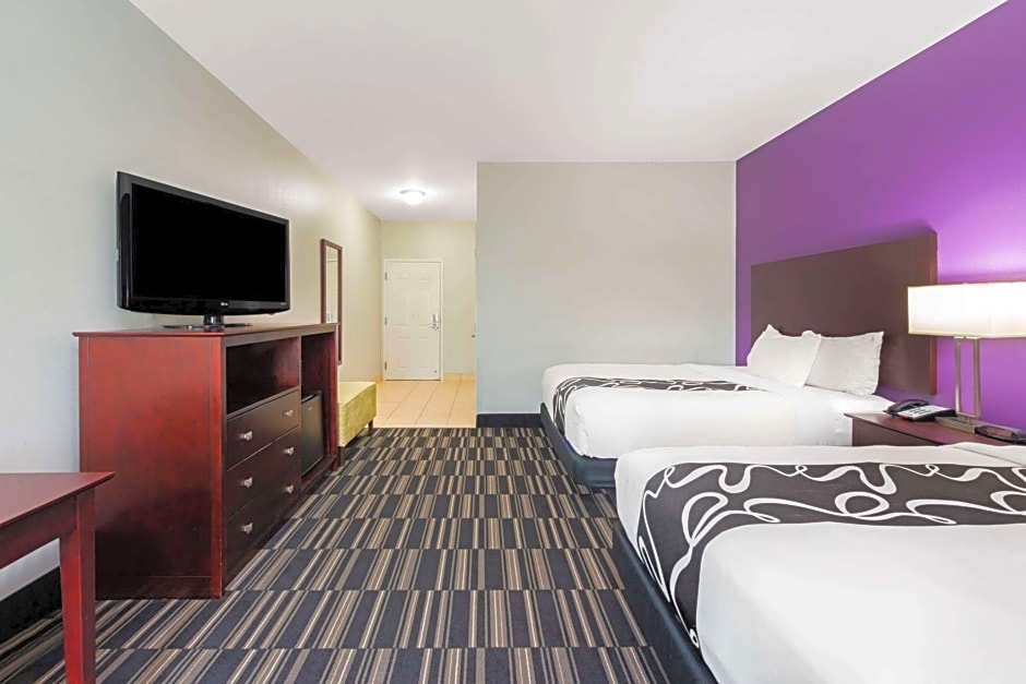 La Quinta by Wyndham Bridge City