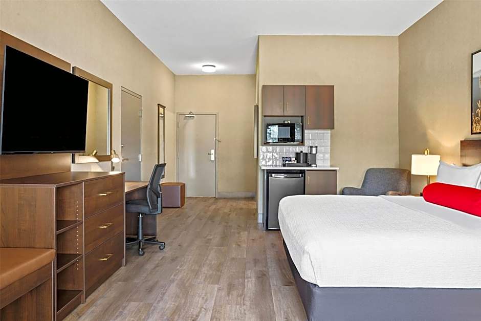 Ramada by Wyndham Drumheller Hotel & Suites