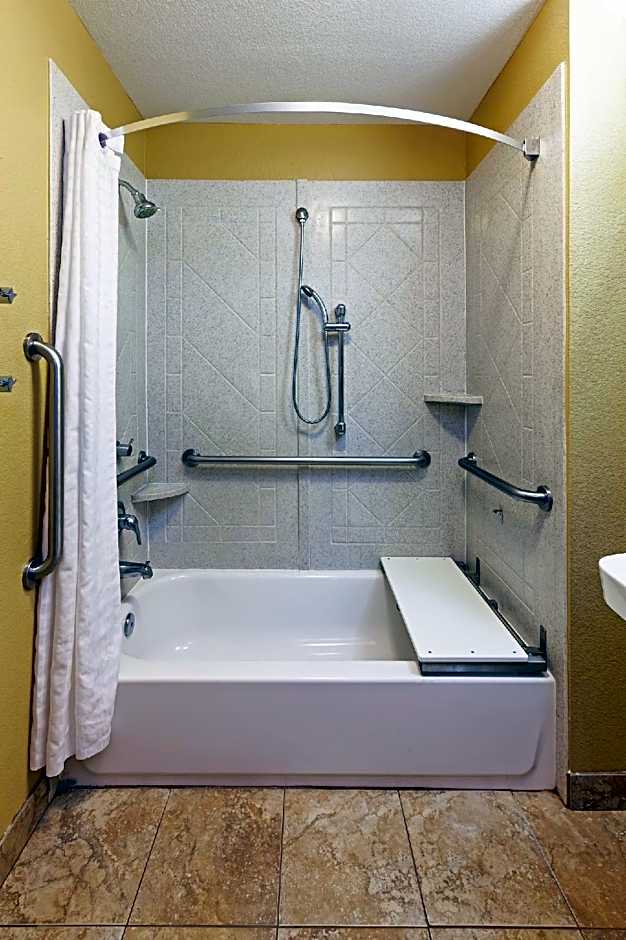 Candlewood Suites Pearland By IHG