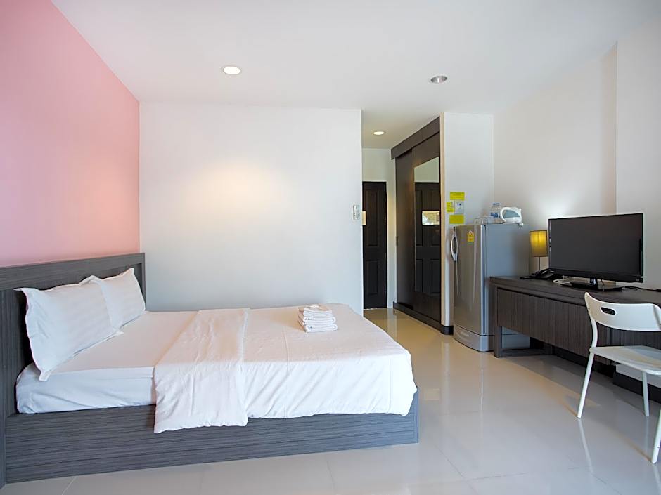 Canaries @38 Hotel by Baan Mina