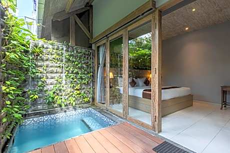 ME Villa Kayu Tulang