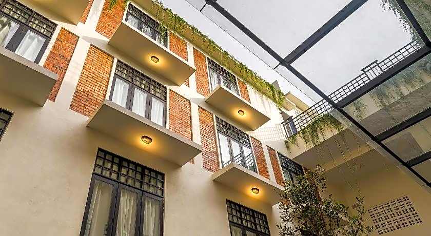 Treasures Hotel and Suites