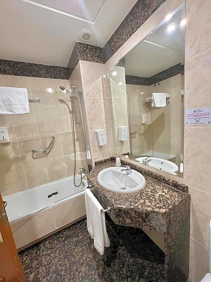 Hotel Humanes