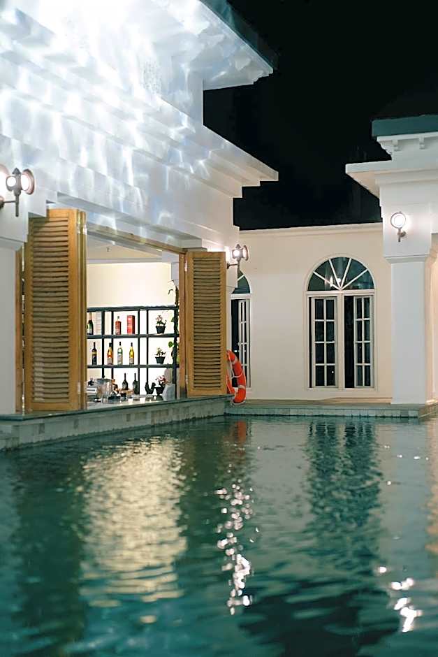 MAHALAYA The Legacy Hotel