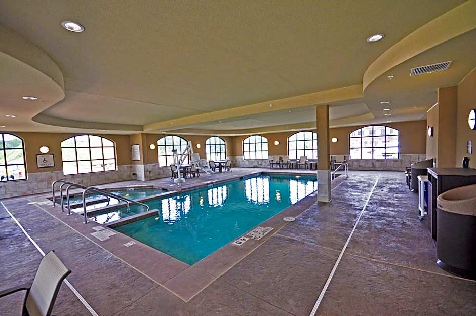 Staybridge Suites : Eau Claire - Altoona By IHG
