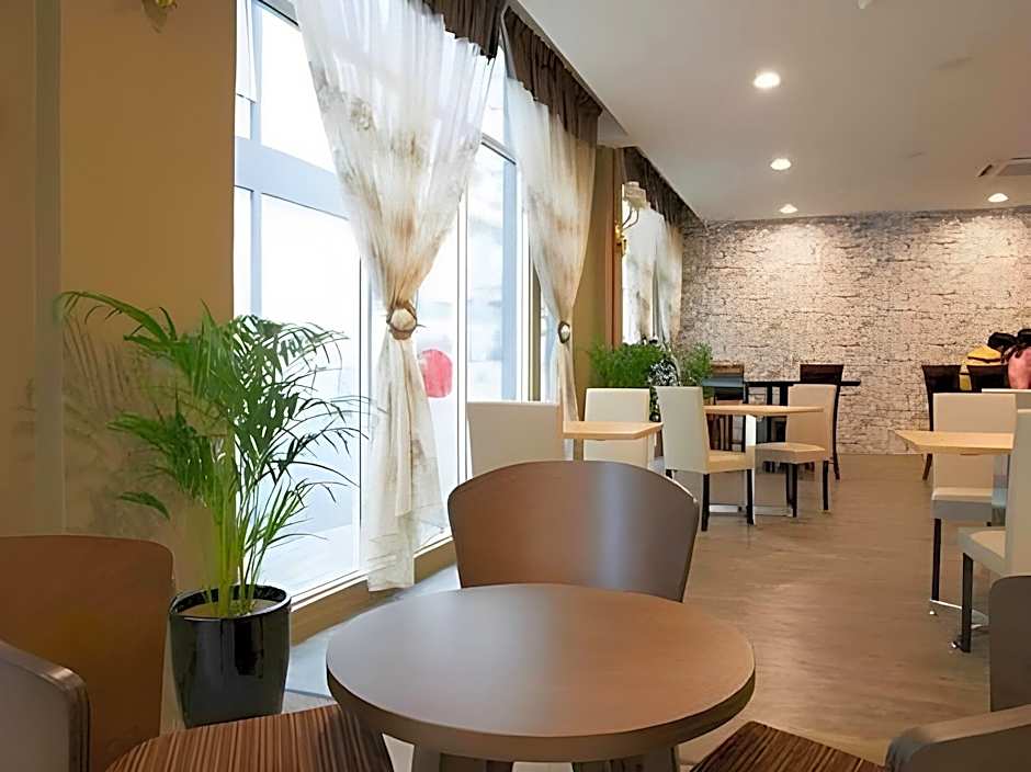 Orkid Inn Mahkota Cheras