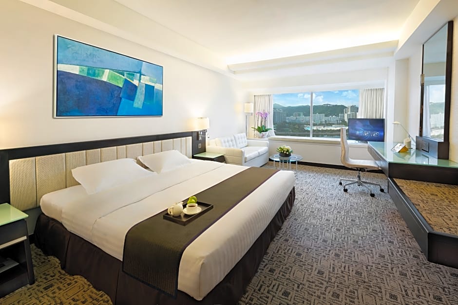 Regal Riverside Hotel