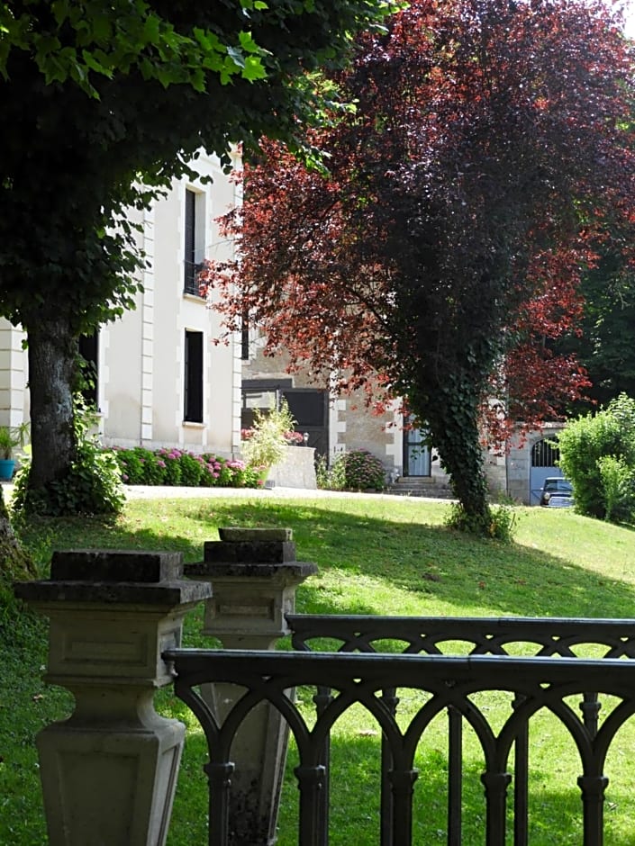 Le Chateau de la Barre