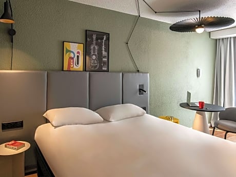 Standard Room With 1 Double Bed