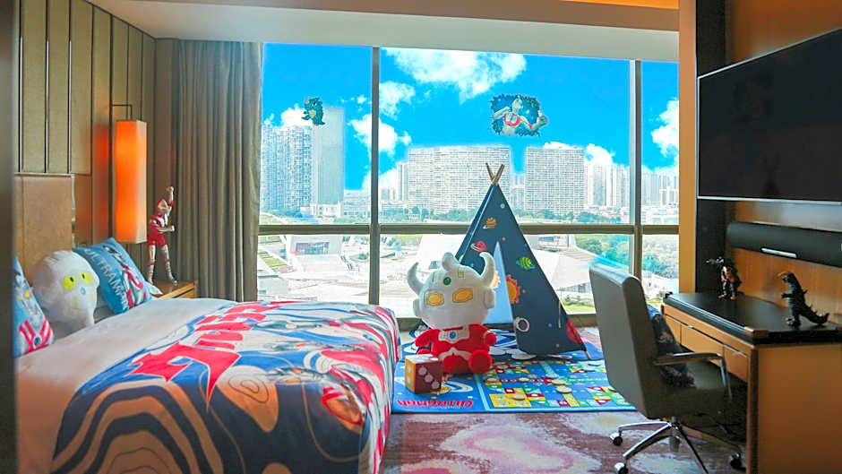 Photo 1 of 7 of Premium 1 King Bed, River View