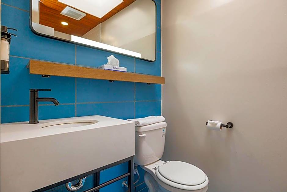 Inn Marin and Suites, an Ascend Collection Hotel