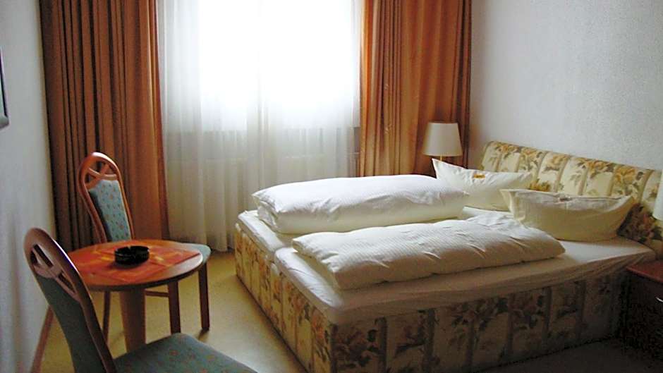 Foto 1 de 8 de 1 Double Bed or 2 Beds
