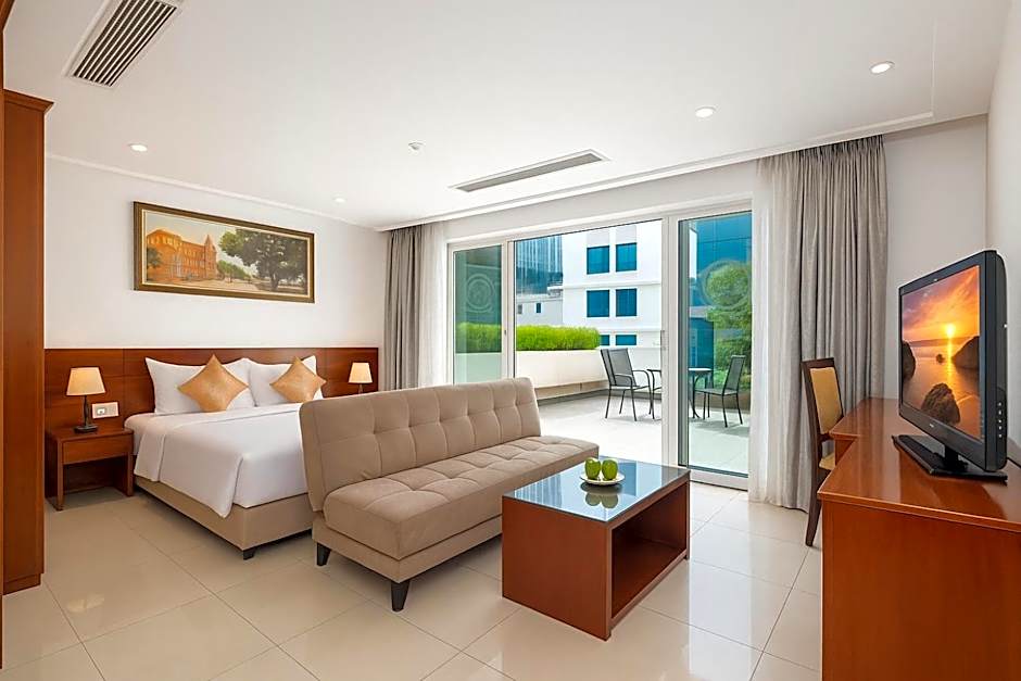 Photo 1 of 8 of Suite, Terrace