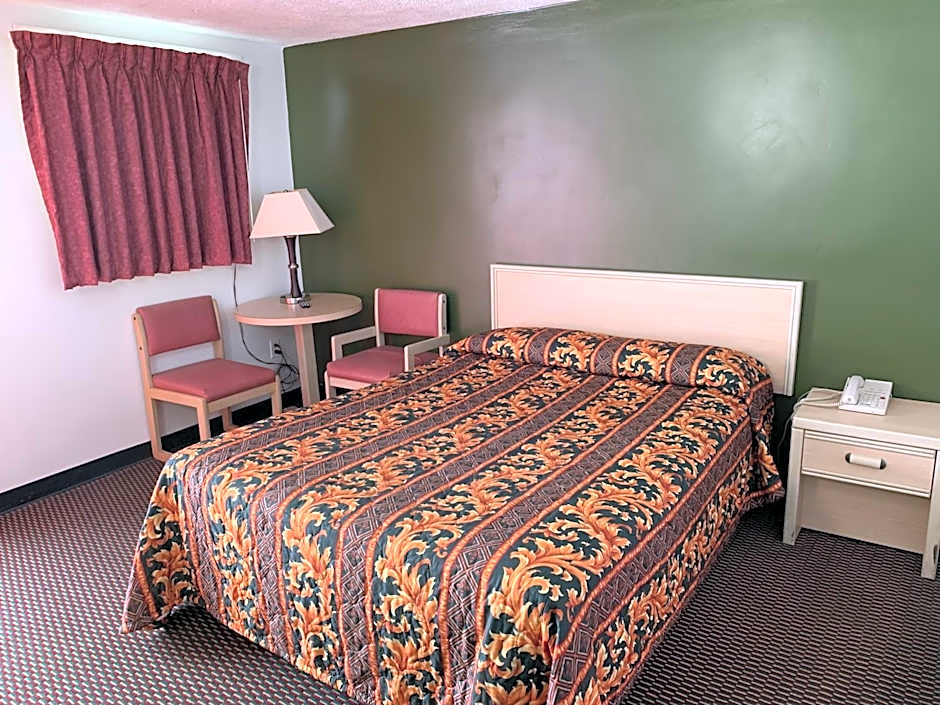 Budget Lodge Newton Falls