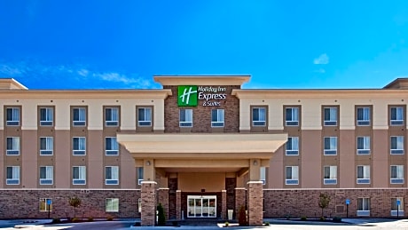 Holiday Inn Express Topeka North, an IHG Hotel