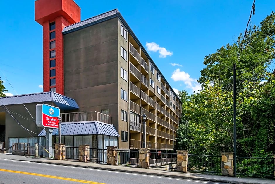 SureStay Plus Hotel by Best Western Gatlinburg