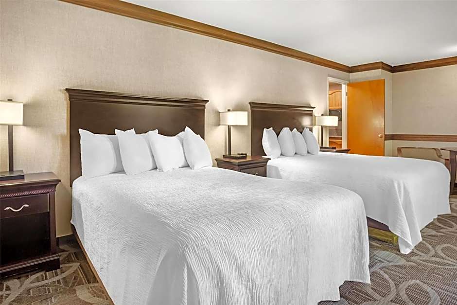 Best Western Plus Yosemite Gateway Inn