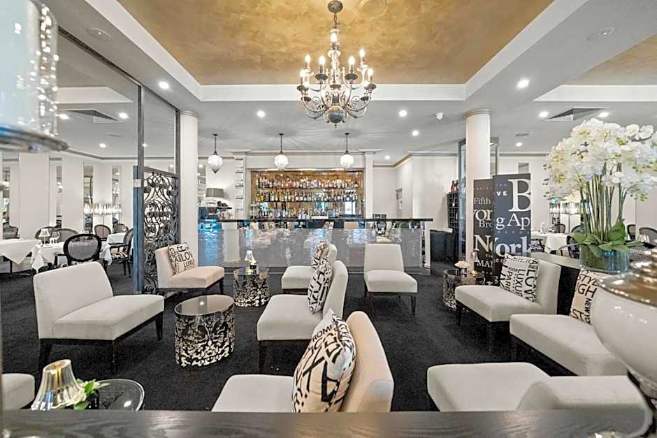 The Carrington Hotel