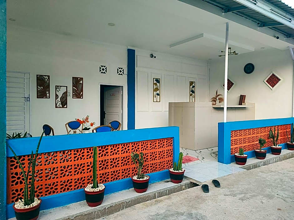 RedDoorz Syariah at Naffa Homestay