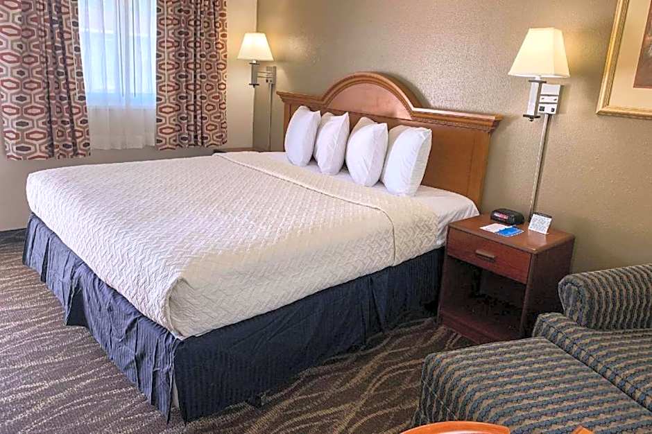 Rodeway Inn & Suites Sheridan