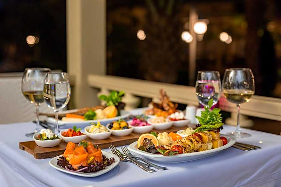 Royal Holiday Palace