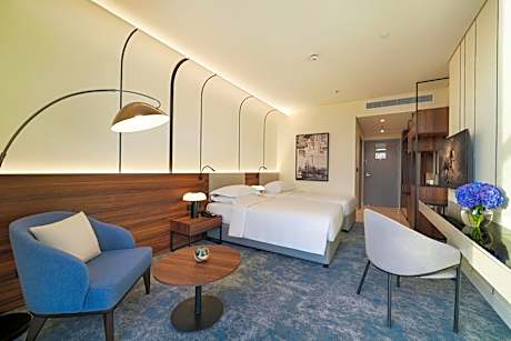 Olaya Street View - Twin Bed