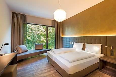 Family and Friends (double room with sofa bed)