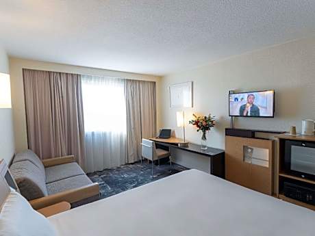 Family Superior Room with 1 Double Bed and 1 Double Sofa-Bed
