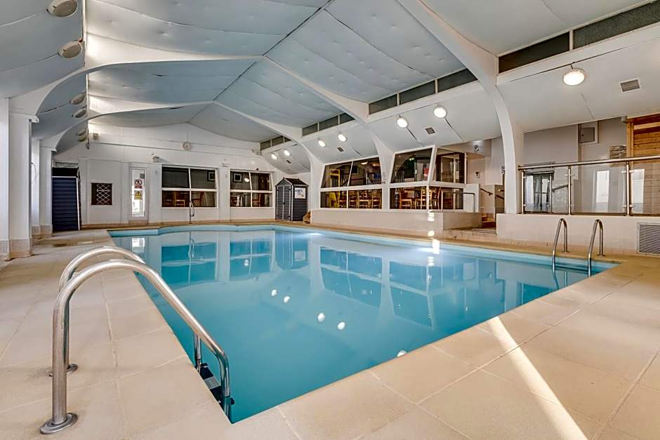St Ives Hotel