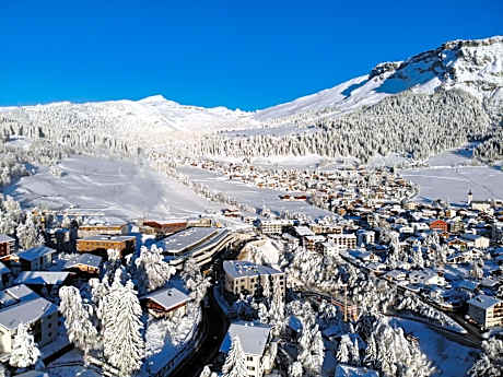 Me and All Hotel Flims, by Hyatt