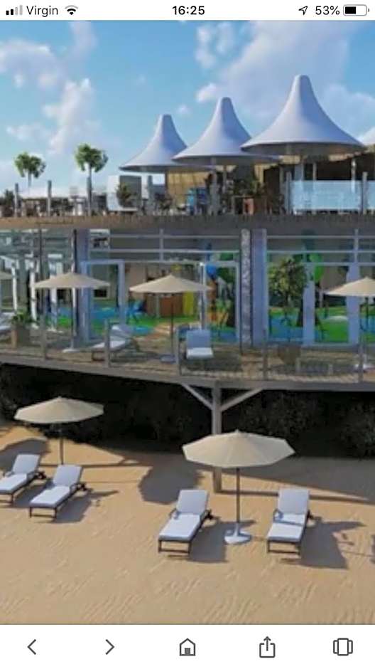 Calypso Hot Tub Breaks Tattershall Lakes Pet Friendly