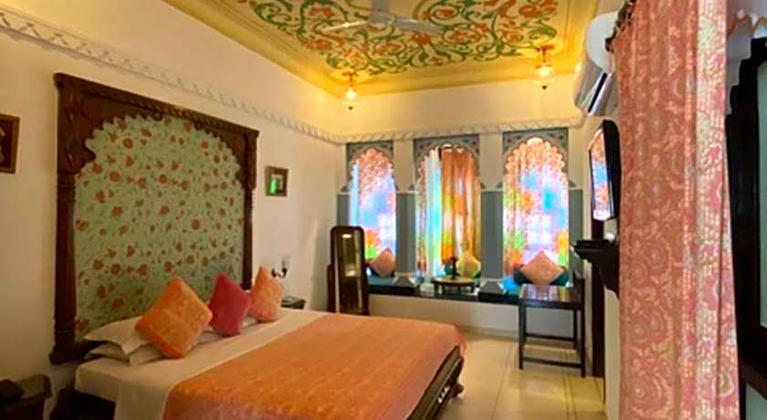 Hotel Mahendra Prakash