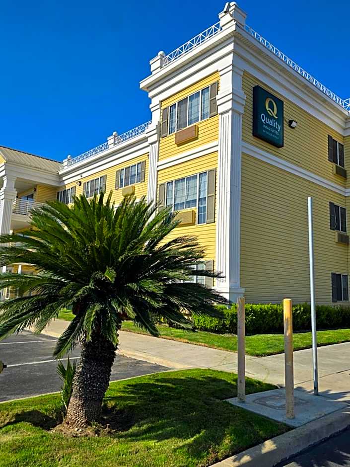 Quality Inn & Suites Tulare