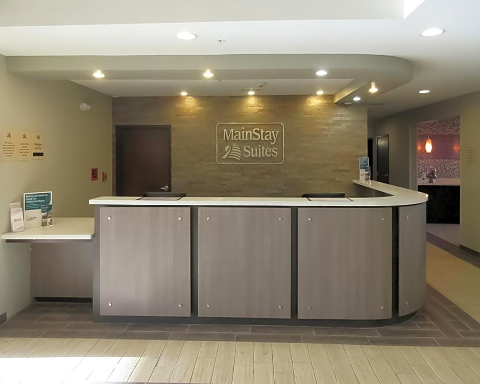 MainStay Suites Midland