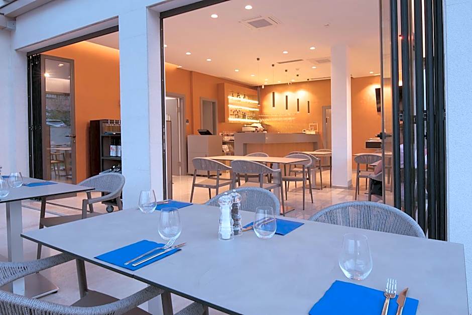 Aparthotel Punta Blu - POOL & SPA