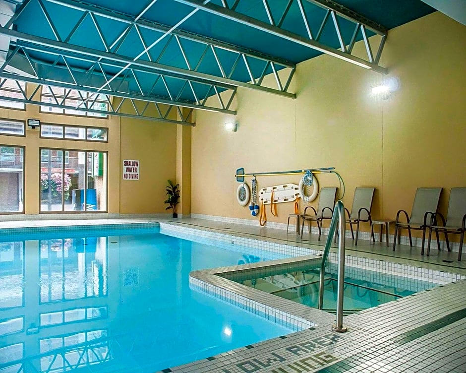 Quality Hotel Fallsview Cascade