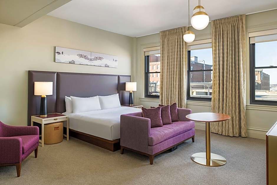 Hotel Savoy Kansas City, Tapestry Collection by Hilton