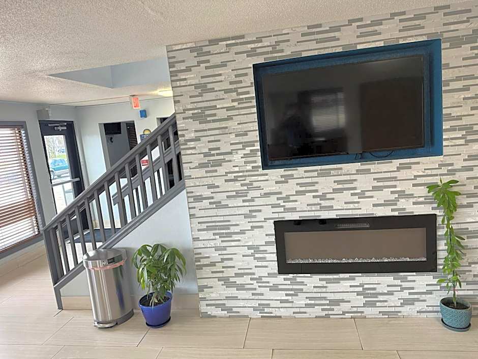 Days Inn by Wyndham Muncie -Ball State University