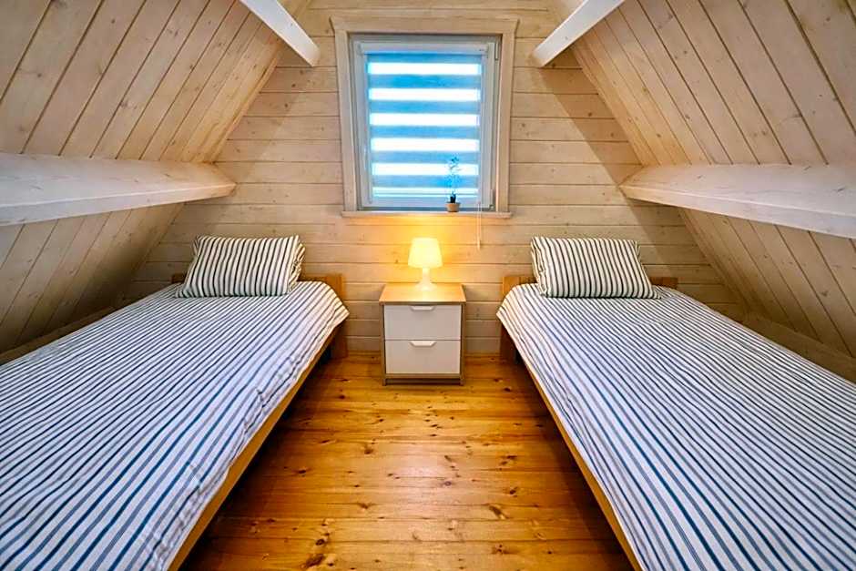 Domeczki Blaneczki Wicie - domki letniskowe nad morzem