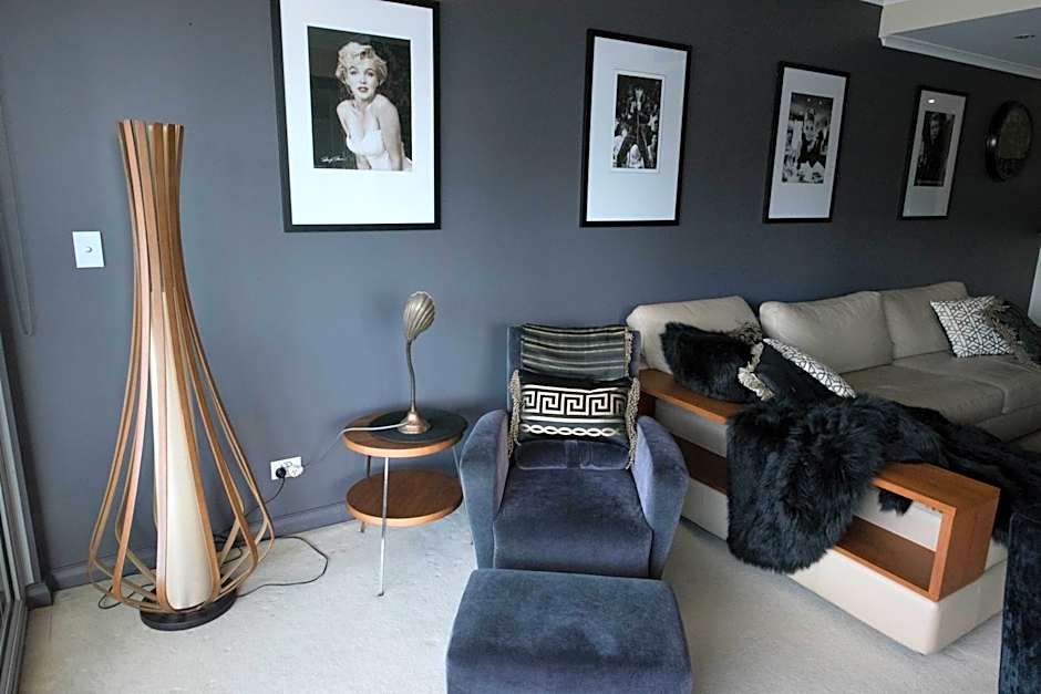 Darling Harbour Getaway