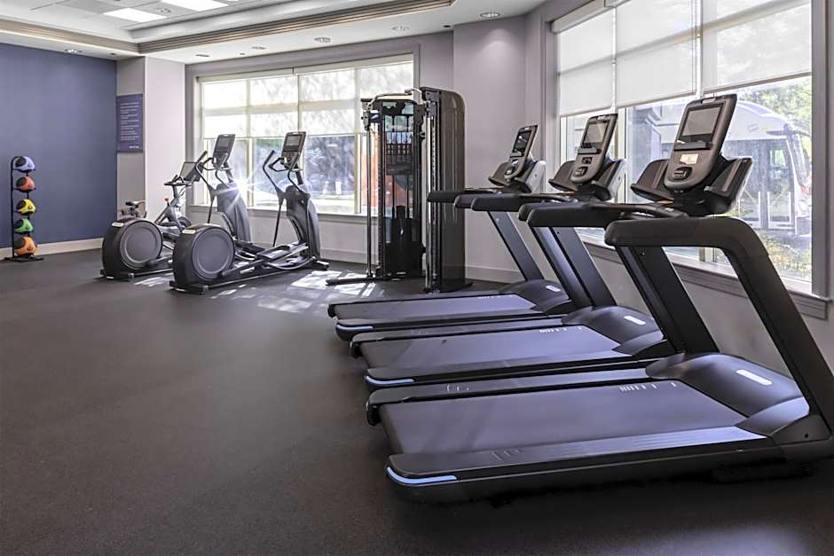 Hampton Inn By Hilton & Suites Arlington Crystal City DCA