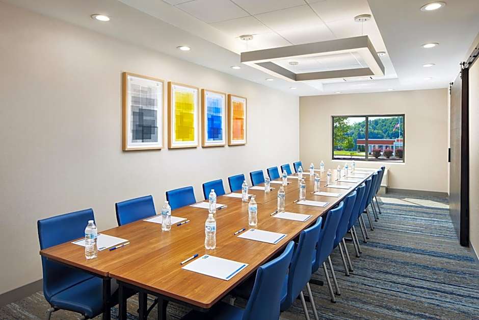 Holiday Inn Express & Suites Bridgeport By IHG