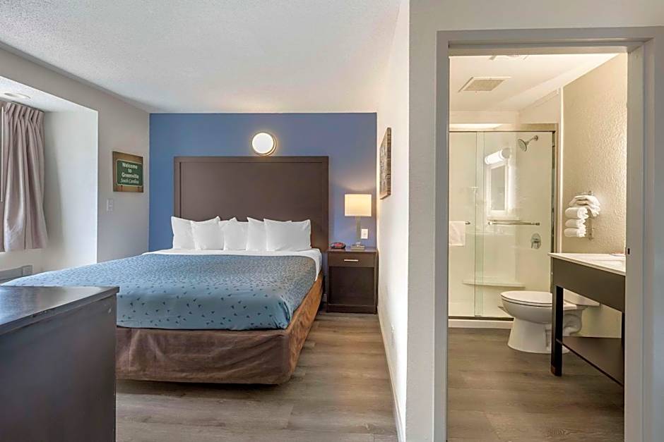 Greenville Pelham Inn By IHG