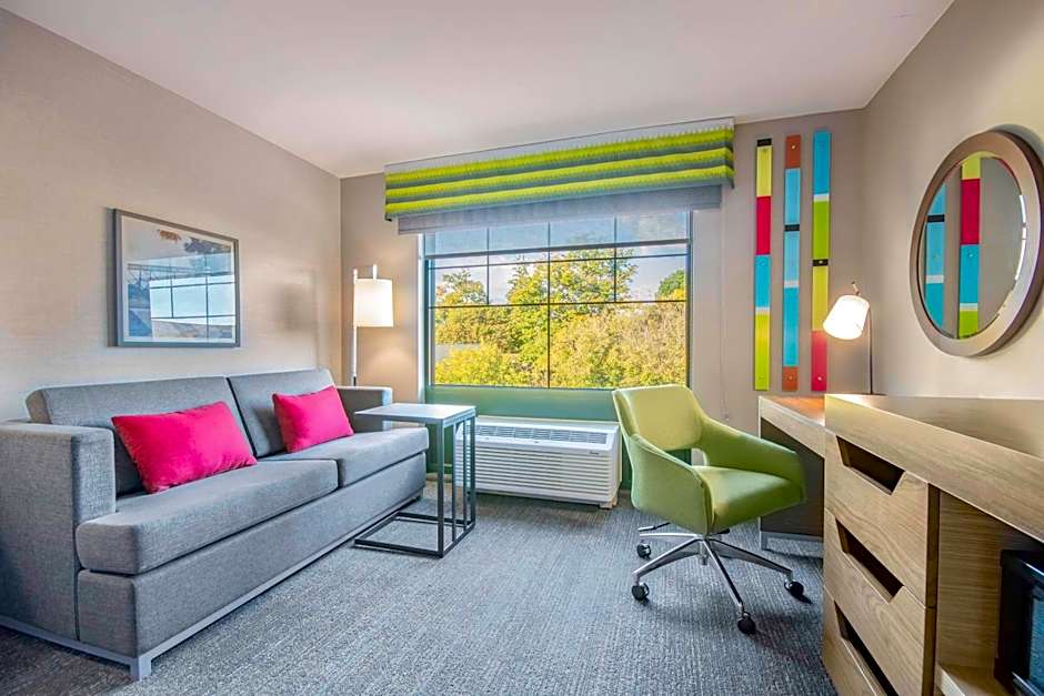 Hampton Inn By Hilton East Aurora