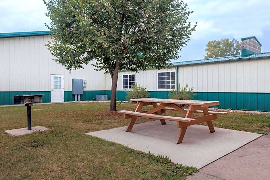 AmericInn by Wyndham Boscobel