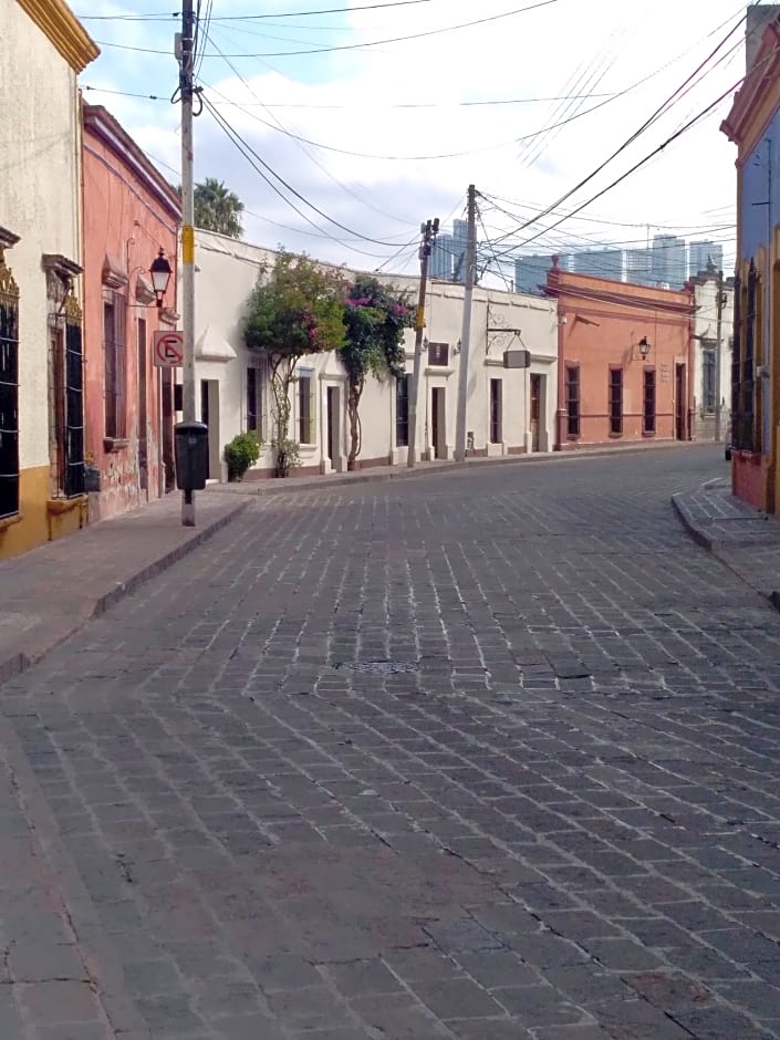 Meson De La Merced Hotel & Suites
