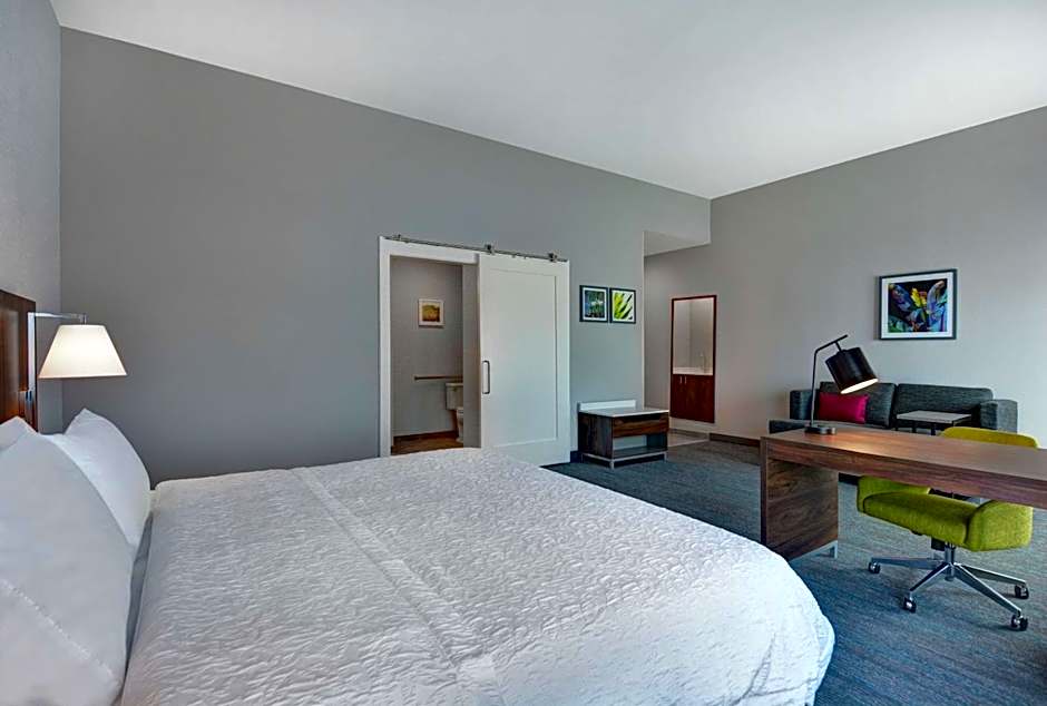 Hampton Inn By Hilton & Suites Middleburg, FL